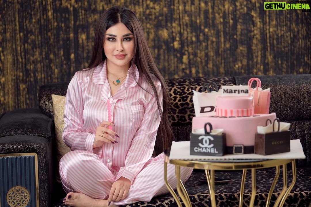Marina Alobaidi - 65.1K Likes - ✨24/2 ✨ birthday girl 👑💎
اول سنه بحياتي ما اسوي حفلة عيد ميلاد ؛ كان عندي اهم شي بالحياة ،،، چنــي عقلت يا جماعه .. 😦
Taken by : @saman_aljaaf
.
شكراً لكل معايده وكلمة حلوه بهاليوم المميز عندي 💓🌸
.
.
#مارينا_العبيدي #ملكة_جمال_العرب birthday #birthdaygirl #missarabworld2021🇮🇶 #luxury #luxurylifestyle #pink #dubai