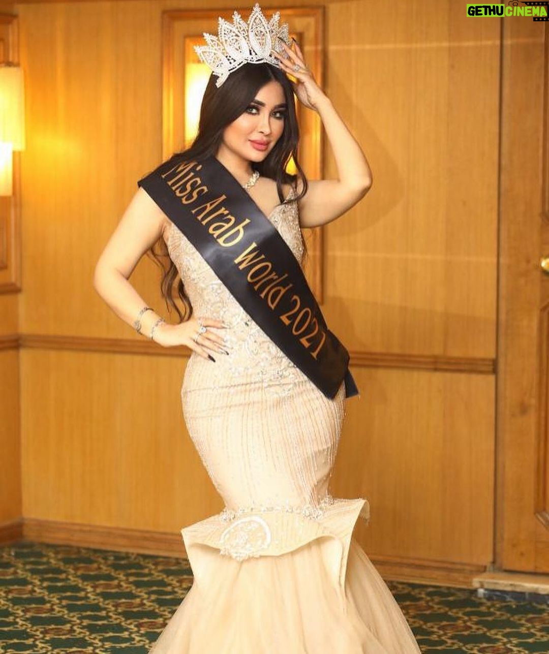 Marina Alobaidi - 91.9K Likes - Taken by :@yasserhemaya
#مارينا_العبيدي #missuniverse #missarabworld #iraq#egypt