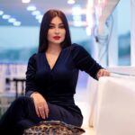 Marina Alobaidi Instagram - … لا يمكنك هزيمة شخص يعرف كيف يتجدد ؛ كيف يجد الدهشه والحب في ذاتِهِ أولاً يعرف كيف ينجو من الهزائم محال ان يُهزَم شخصاً يصنع نَفسهُ كل يوم … 💙 🐆 . . . #مارينا_العبيدي #luxury #luxurylifestyle #istanbul #explore