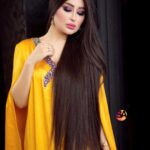 Marina Alobaidi Instagram - ✨✨✨ نَظَرت فَـ أقصدت الفؤاد بسَهمِها 🔅ثم انْثَنت نحوي فكدتُ أهيم ويــلاه إن نظرت وإن هي أعرضت 🔅 وَقعُ السهام وَ نزعهُنَّ أليم كُفِّي القتال وفكِّي قيد أسراكِ 🔅 يكفيك ما فعلت بالناس عيناكِ كملت أوصاف الحسن غير ناقصة 🔅 لو أن حسنك مقرونٌ بحسناك ِ 💛 .✨✨✨ Taken by @saman_aljaaf . . #مارينا_العبيدي #luxury #luxurylifestyle #dubai