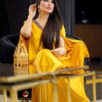 Marina Alobaidi Instagram - Take by 📸 : @saman_aljaaf ‎ ✨كل عام وانتو احلى متابعين ‎ ✨💛كل عام وانتو بألف خير . . ‎اطلالة العيد كل سنه توصلني من دبي تصميم خاص من المصممه ساره ‎ابدعتي 💛 @ishtarfashion . . Make up by @viola.center_ ماكيرا صبا ‎#مارينا_العبيدي #عيدالفطرالمبارك #دبي