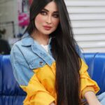 Marina Alobaidi Instagram - ... يــا نَافخاً على القَمـر لِــ تُطفئهُ 🌕 ضَاعت قِواكَ ولم يَدري بِـــكَ القَمرُ ... 😉 👑 . . . . الجاكيت من @vincci.iq ... ... #مارينا_العبيدي #luxury #luxurylifestyle #fashion #dxb #jumeirah #explore
