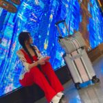 Marina Alobaidi Instagram - مساكم ورد يا حلوين ♥️ شنو اكثر دوله تحبون تسافروله او تتمنون تزوروها ؟ 🛫✈️ . . . My bags are special design from @lilyandbean 💼 #مارينا_العبيدي #airport #istanbul #luxury #luxurylifestyle #luxurygirl