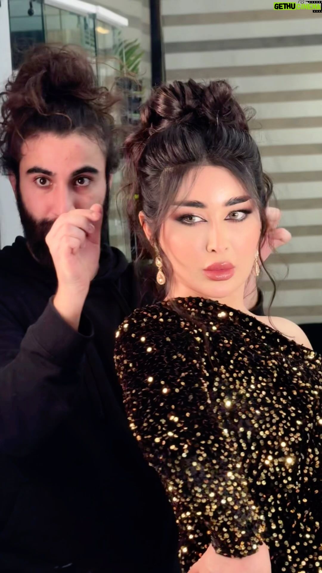 Marina Alobaidi Instagram - نفس شعر منار طالعه 😂❤️ . . Hairstyle by @manar.zaour . #مارينا_العبيدي #missarabworld2021🇮🇶 #hairstylist #makeupartist #fashion #explore