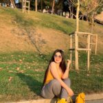 Marina Alobaidi Instagram - ☀️ لاا قيـود لـي ولاا أهتم بِـافواه البشر ،، ولا تعجبني أجواء المجامله ؛ إن احببتك سَـ أُخبرك ، وإن كرهتك لاا اراك . 🤷🏻‍♀️ . . . #مارينا_العبيدي #luxury #luxurylifestyle #fashion #fashionblogger #explore #istanbul #yellow Florya,Yesilkoy Sahil