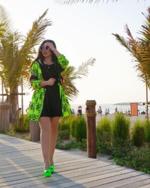 Marina Alobaidi Instagram - ...
لاا فائِدة من العُيــون إن كان العمــى في العَقل ... 😉
.
.
مسا الكيوي 🥝
.
.
#مارينا_العبيدي #luxurylifestyle #luxury #fashion #fashionista #dubai #jumeriahbeach #versace #dolcegabbanaً