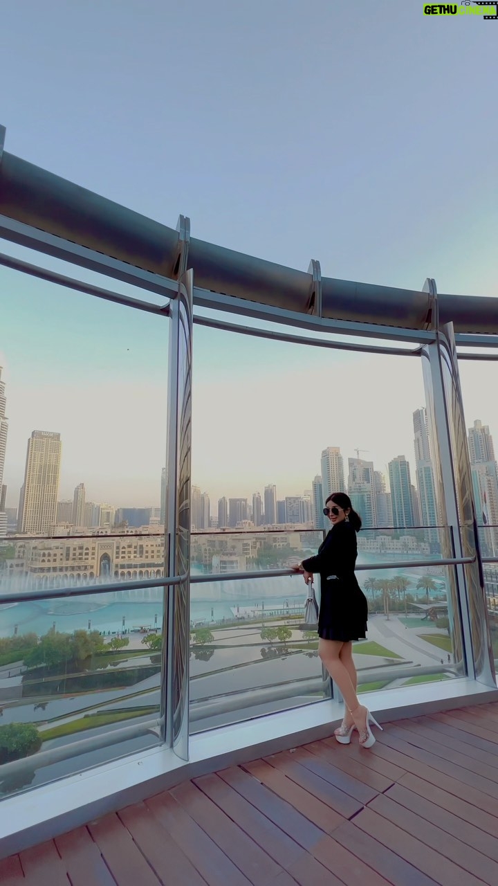 Marina Alobaidi Instagram - 💪🏻👑✨ . . . #مارينا_العبيدي #missarabworld2021🇮🇶 #luxury #luxurylifestyle #dubai #burjkhalifa #fyp Burj Khalifa,Dubai,U.A.E