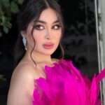 Marina Alobaidi Instagram - لــه المَرحَبا ولـه أبشر وله تــــــم ولبيه وله عيني اليمنى قبل عيني اليسرى … 💓 . . . . . #مارينا_العبيدي #missarabworld2021🇮🇶 #luxury #luxurylifestyle #fashion #fashionstyle #dubai #fyp #explorepage