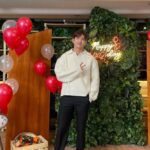 Max Changmin Instagram - it was an honor to celebrate our 19th anniversary with our fans❤️ we felt so much love and support. we’ll continue to do our best to sing and perform. #東方神起 #tvxq #weareT
