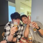 Max Changmin Instagram – 시경이형님의 @만날텐데 다녀왔습니다!!

시경이형님 유투브라 더더욱 편하게 이야기 나누다 왔습니다!🎶

해주신 요리도 너무 맛있었고, 재밌었습니다!!

많이 봐주세요~😊

シギョン先輩のyoutubeに行って来ました。

楽しく色んなお話ししました。

作ってくれた料理も最高でした。

たくさん見てください^ ^🎶

#東方神起#먹을텐데 #성시경 #최강창민#チャンミン #そんしぎょん