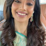 Meenakshi Chaudhary Instagram - Some carefree carfie 🤓