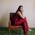 Meenakshi Chaudhary Instagram - ❣️❣️ 📸 : @hunar.daga Styled by: @shruthimanjari Outfit : @mishruofficial Jewellery: @jaipurgems Make up : @hariprasad_mua Hair: Arun Chennai, India