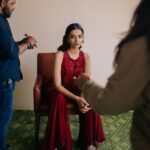 Meenakshi Chaudhary Instagram - ❣️❣️ 📸 : @hunar.daga Styled by: @shruthimanjari Outfit : @mishruofficial Jewellery: @jaipurgems Make up : @hariprasad_mua Hair: Arun Chennai, India