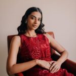 Meenakshi Chaudhary Instagram - ❣️❣️ 📸 : @hunar.daga Styled by: @shruthimanjari Outfit : @mishruofficial Jewellery: @jaipurgems Make up : @hariprasad_mua Hair: Arun Chennai, India