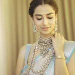 Meenakshi Chaudhary Instagram - Ringing in 2024 with lots of smiles , sparkles and positivity!✨✨✨ Happy new year fam🥰🫶🏽🫶🏽🫶🏽 Clicked by- @srikrishna_photography9 Jewellery- @amyrasilver Saree makeover -@_h_d_beauty_parlour_ Make up - @chadarasapallivamsikrishna Hair - @chinnisrinu_stylist