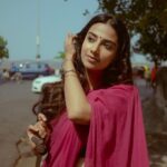 Meenakshi Chaudhary Instagram - नैनों के ज़रिये 🪷