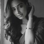 Meenakshi Chaudhary Instagram – 🖤🤍 Mumbai, Maharashtra