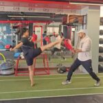 Meenakshi Chaudhary Instagram - So this was my first time trying MMA and I absolutely loved it . Here’s a short and bloody sweet proof of the fun I had kicking my stress away😝 Special thanks to @nasarbinahmed sir for being an amazing coach and mentor !! Thankyouu sir 🥰🙏🏽