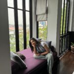 Meenakshi Chaudhary Instagram - The highlight of the trip is definitely going to be learning Muay Thai boxing . I’ve always wanted to try it and might I say MAN!it was something ! Had so much fun learning it 🤓🥰 Grateful to @thesiamhotel for giving this opportunity . Also followed by other touristy activities with the fam 🥰 @pickyourtrail #hasslefreeholidays with #pickyourtrail at #thesiam The Siam