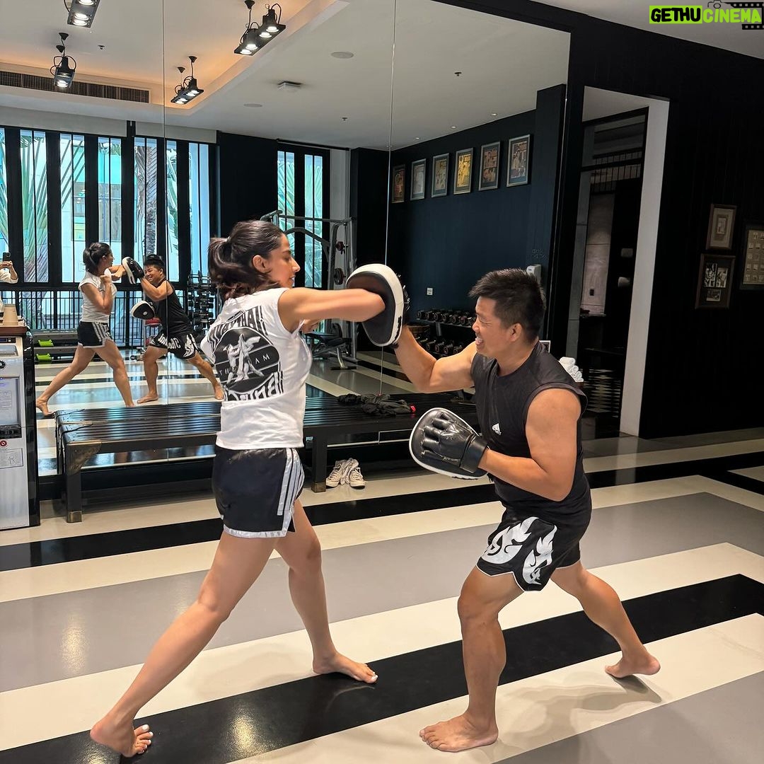 Meenakshi Chaudhary Instagram - The highlight of the trip is definitely going to be learning Muay Thai boxing . I’ve always wanted to try it and might I say MAN!it was something ! Had so much fun learning it 🤓🥰 Grateful to @thesiamhotel for giving this opportunity . Also followed by other touristy activities with the fam 🥰 @pickyourtrail #hasslefreeholidays with #pickyourtrail at #thesiam The Siam