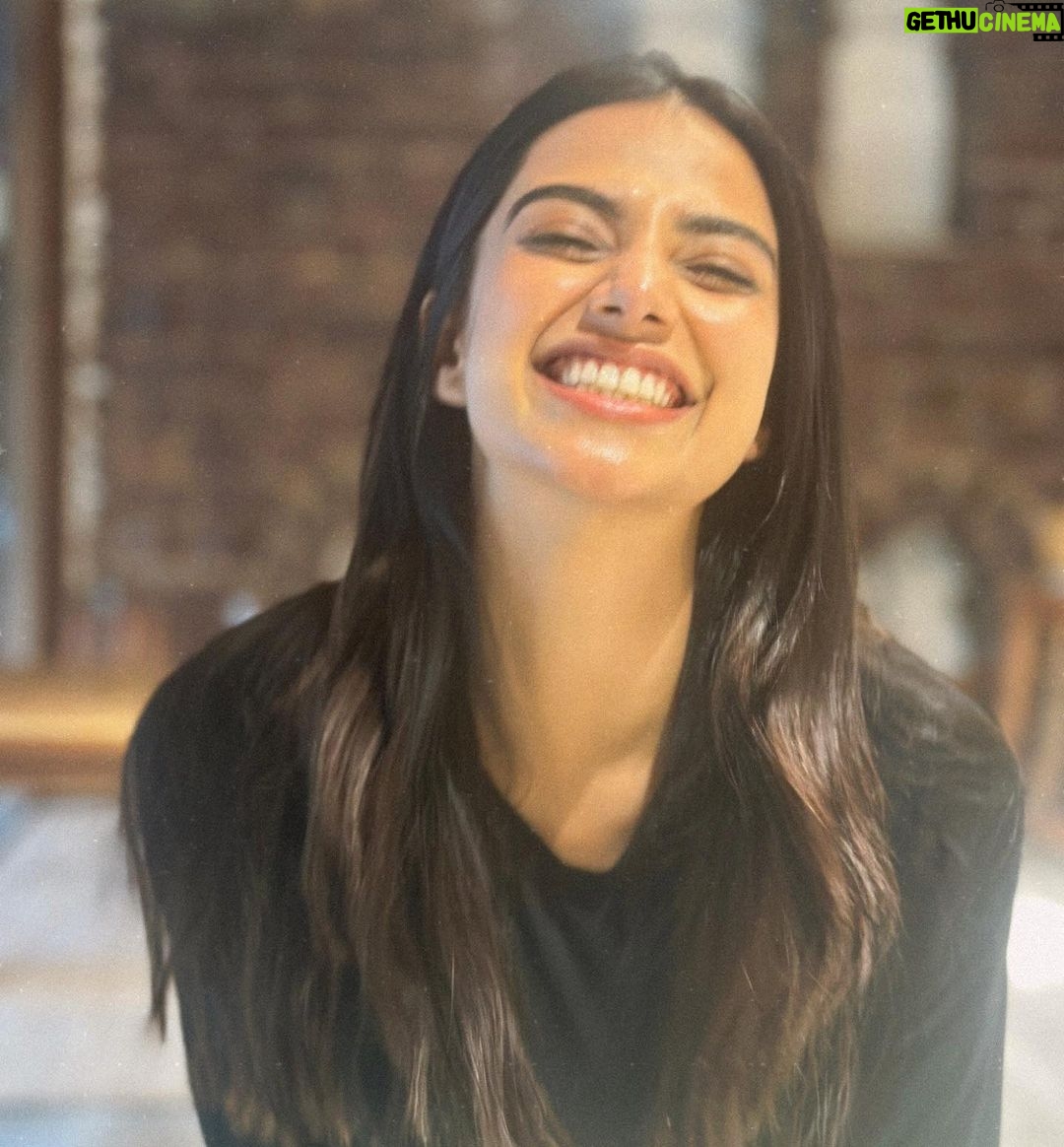 Meenakshi Chaudhary Instagram - When my friends ask me to pose for a picture randomly in the middle of a conversation , there is a very high probability of these expressions coming up 🤓