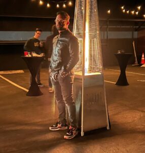 Melissa Fumero Instagram - @digman premieres TONIGHT on @comedycentral at 10:30pm!!! @thelonelyisland & @neilerdude created such a fun and ridiculously funny show and soooooo many amazingly funny people worked on it! TONIGHT! Last pic is of my love @davidfumero who is always cold leaning dangerously close to a heat lamp 😂😂😂🥰