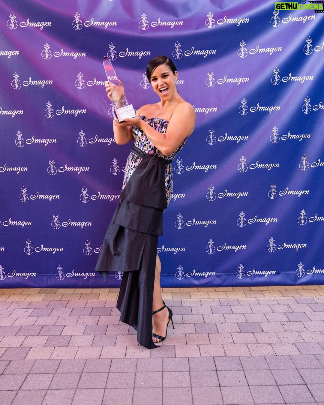 Melissa Fumero Instagram - Ok one more cuz we’re practicing self love over here and she’s a winner Baybeeeeeeeee ✨✨ @imagenfound 📸by: Hugo Ramirez