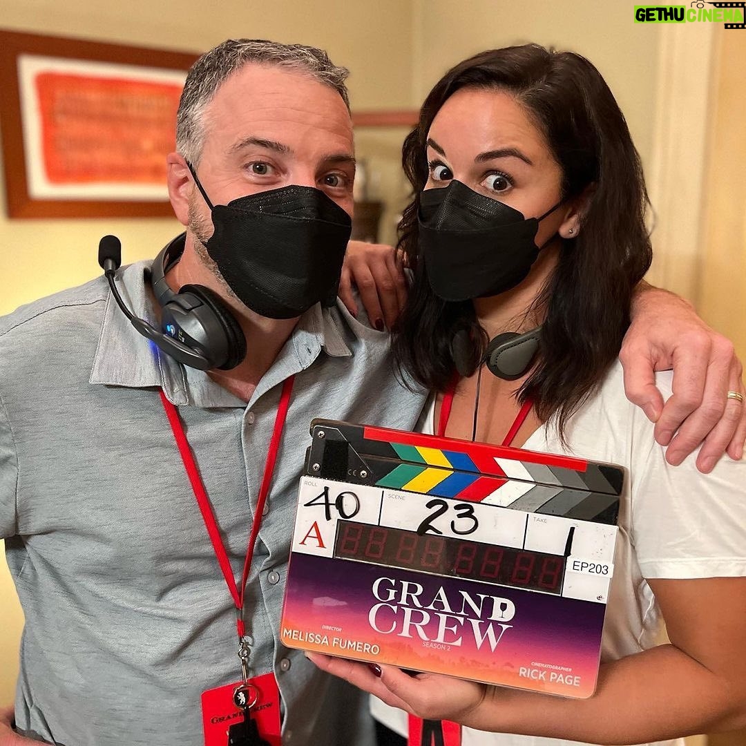 Melissa Fumero Instagram - SOOO happy to be back!! Posted @withrepost • @rickpage_ WE BACK! #GrandCrew #GrandCrewNBC #Season2 #ClangClang #NineNineForever #Director #Cinematography #Grateful 🎥🍷