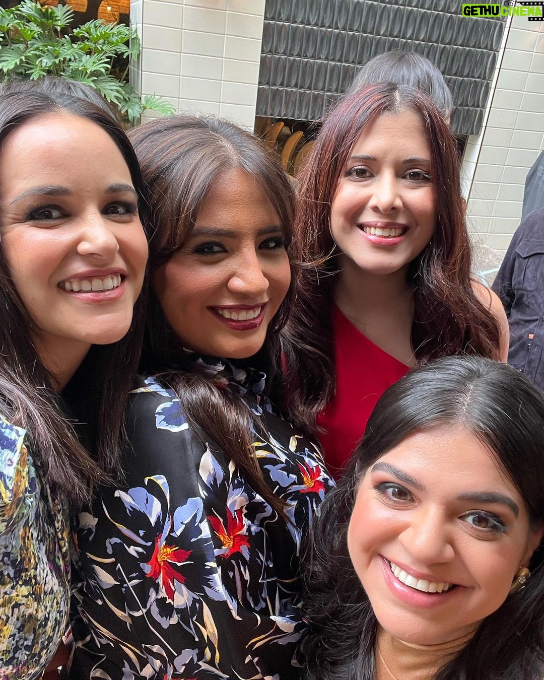 Melissa Fumero Instagram - One more post because 1. I’m obsessed with this @prabalgurung suit and 2. Yesterday was so empowering and fun. #netflix #elle #LatinaPower