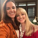 Melissa Fumero Instagram - Introducing Jasmine Jennings to the courtroom 💗 Oh how I loved getting to join this fun group. BIG thank you to the entire cast & crew especially @melissarauch & @nyambi for being so dang welcoming! 🩷 Tune in to a new episode of #NightCourt tonight at 8/7c on @nbc and streaming tomorrow on @peacock. Thank you thank you 😉