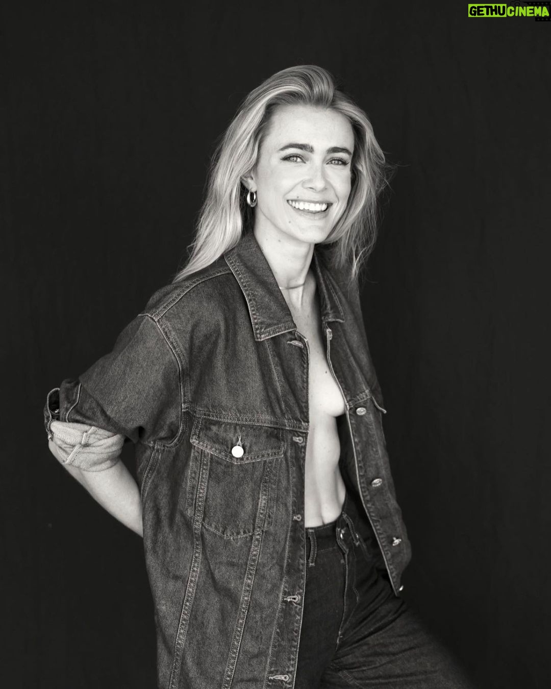 Melissa Roxburgh - 136.1K Likes - Overdue with @gregorio 📸