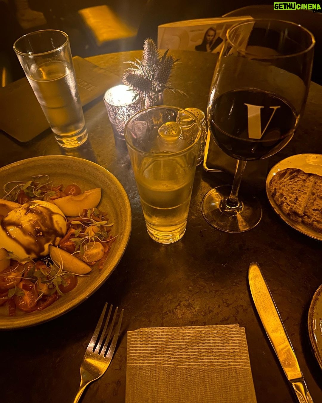 Melissa Roxburgh Instagram - Le weekend
