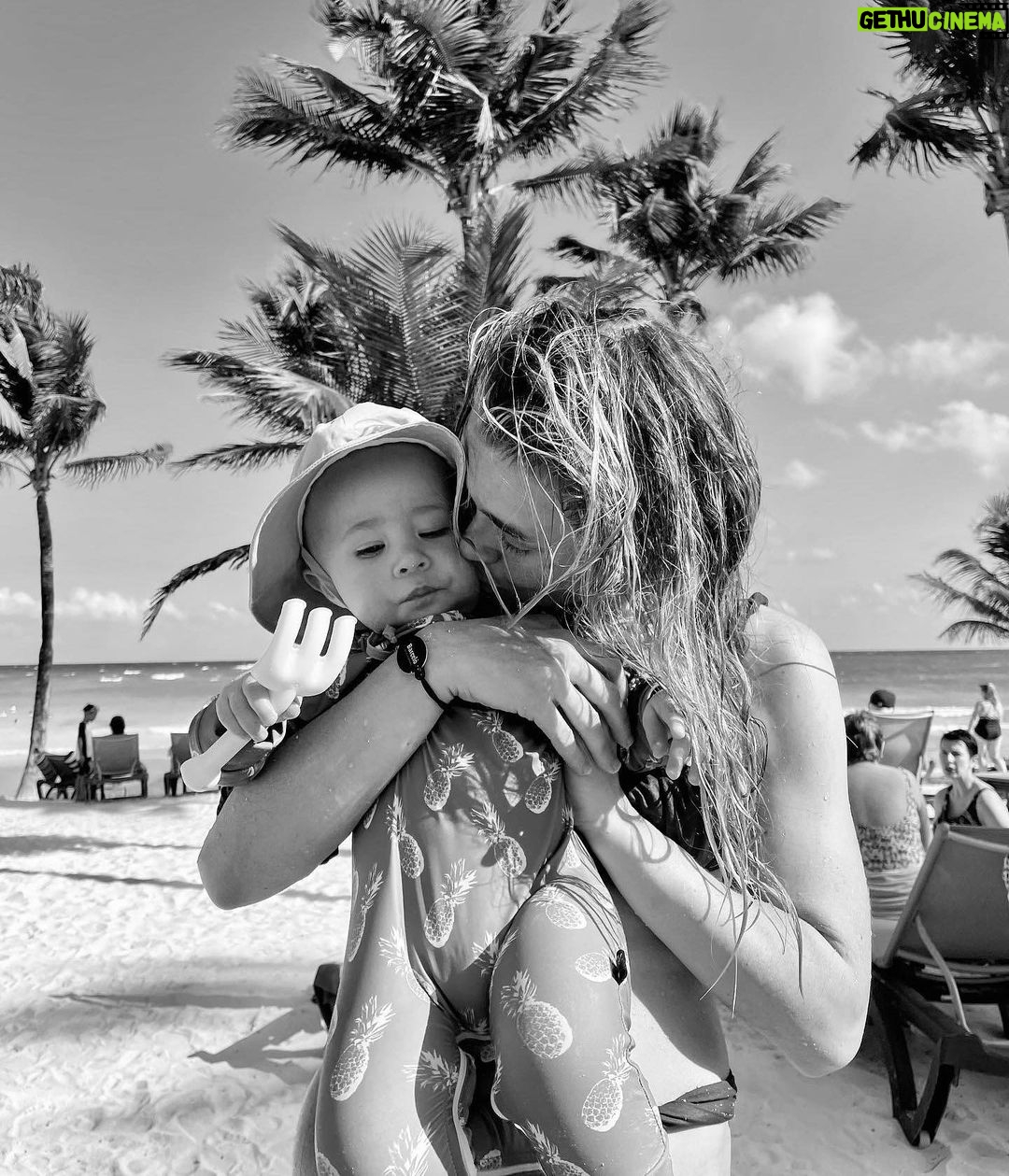 Melissa Roxburgh - 148.6K Likes - Caden’s world. We’re just in it.