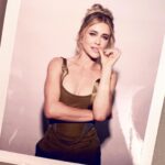 Melissa Roxburgh Instagram - #NYCC @manifestonnetflix