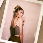 Melissa Roxburgh Instagram - #NYCC @manifestonnetflix