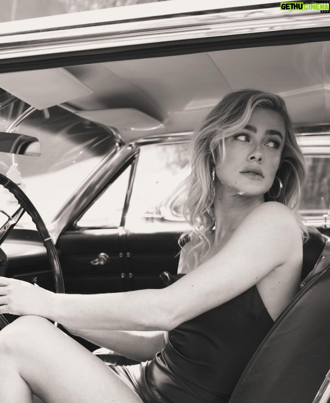 Melissa Roxburgh - 135.1K Likes - @gregorio dos ✌🏼
(This talented human may be one of the kindest people I’ve ever come across)