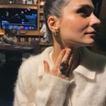 Meriç Aral Instagram - bizim sanayi stili yaşantı