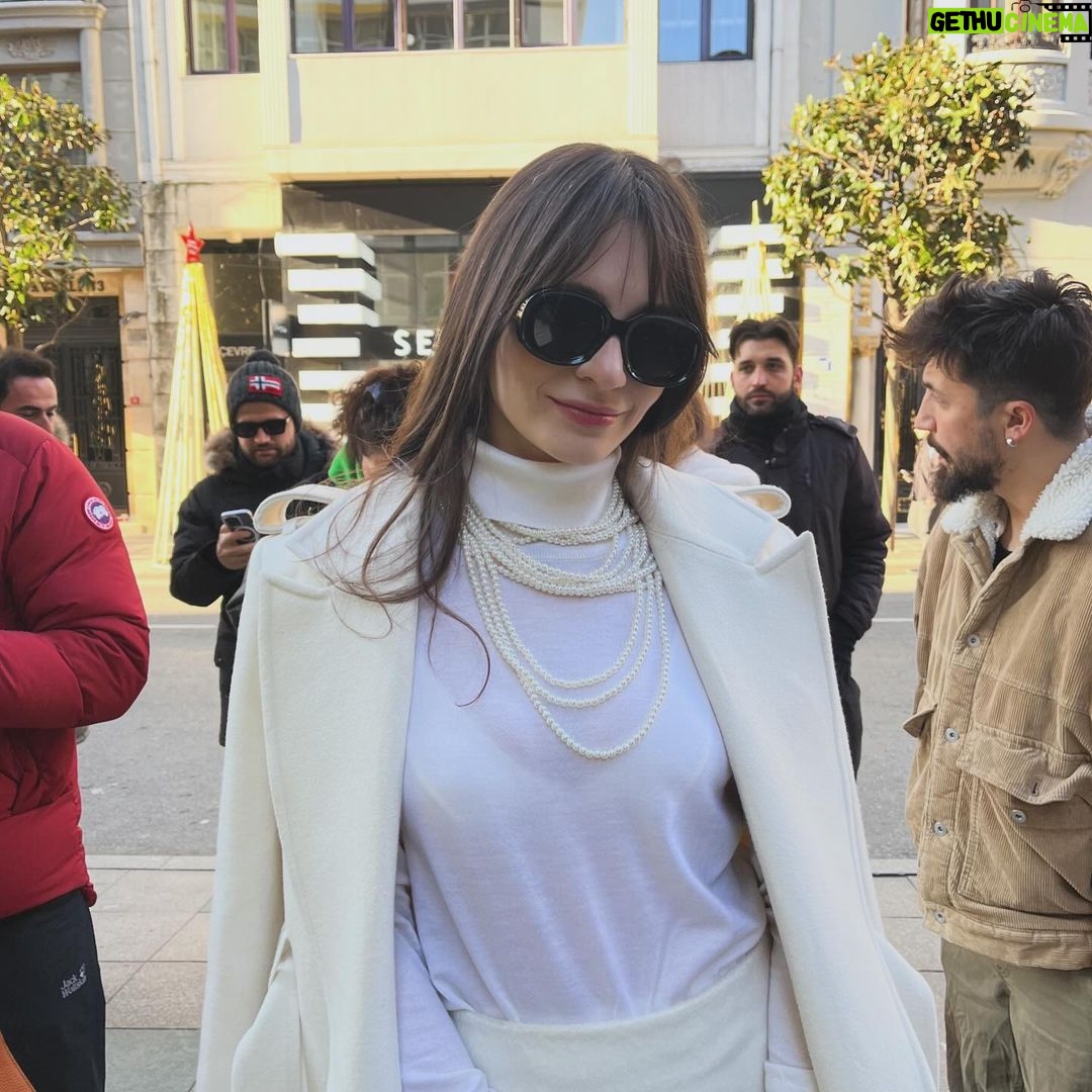 Meriç Aral Instagram - Irmak’ın konuya giriş……🥲 @sandikkokusudizisi