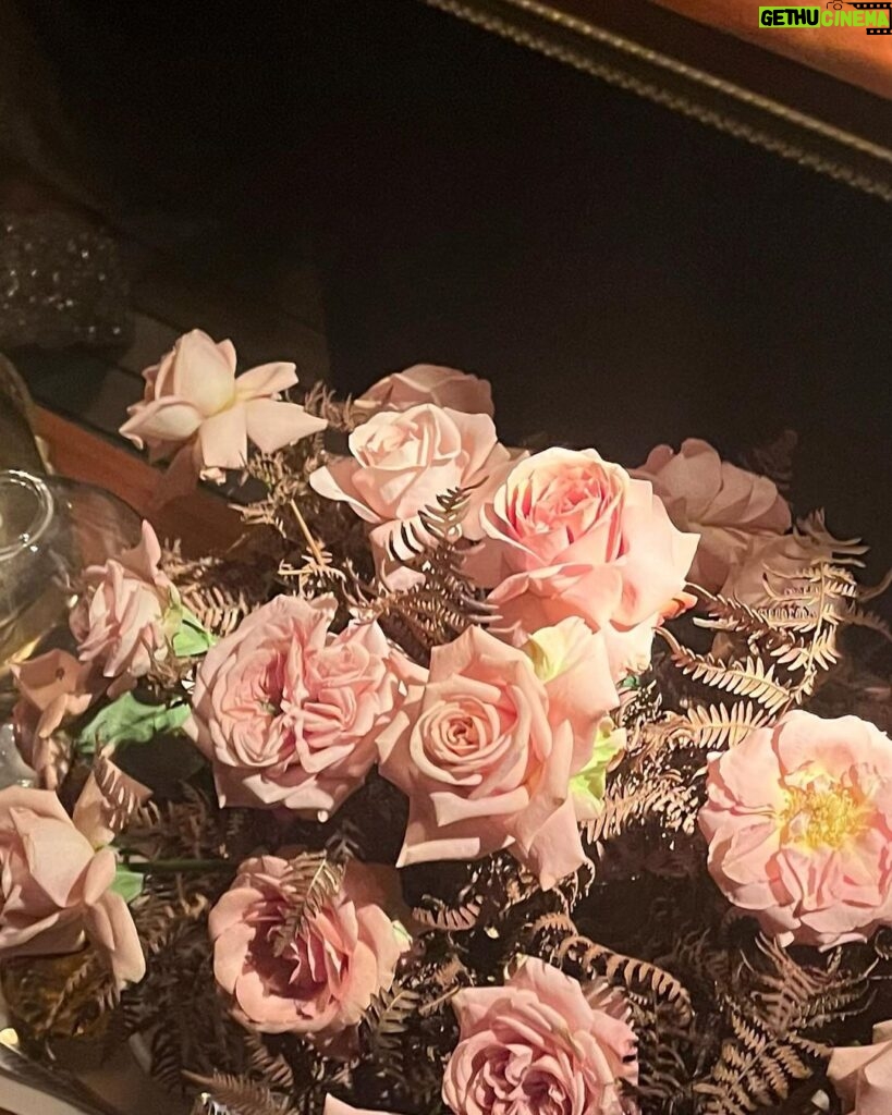 Meriç Aral Instagram - onlar erdi muradına gecesi ✨🤍🕯️🪄 #AUwedding