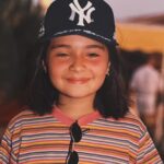 Meriç Aral Instagram - bazı anılarım, fashion ile tanışmalarım ve gözüm kapalı fotoğraflarım 🎀🎀🎀👁️🎀🪽🪽