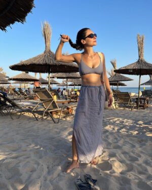 Meriç Aral Instagram - 1,5 gunde nasil 10 gunluk tatil yaptim oynat bakalim 💖🍹🏄🏻‍♀️🏄🏻‍♀️🌞🏃🏻‍♀️💖🌞💖💖