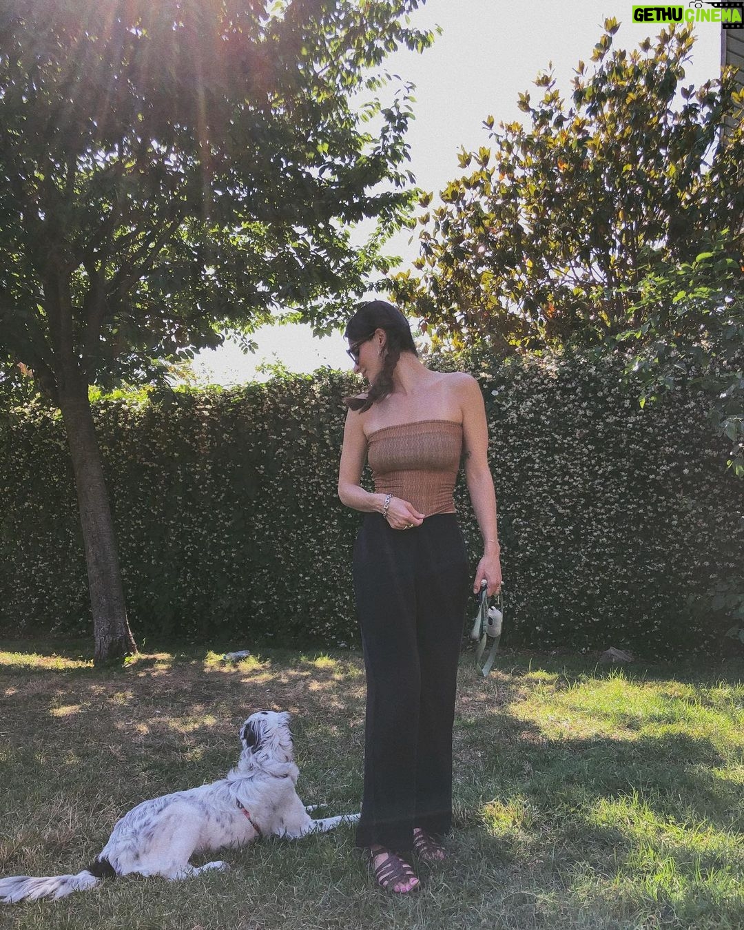 Meriç Aral Instagram - -lokum nerde 🤝🏼 burdaymış @ayseardaral 🪄🪭🩵