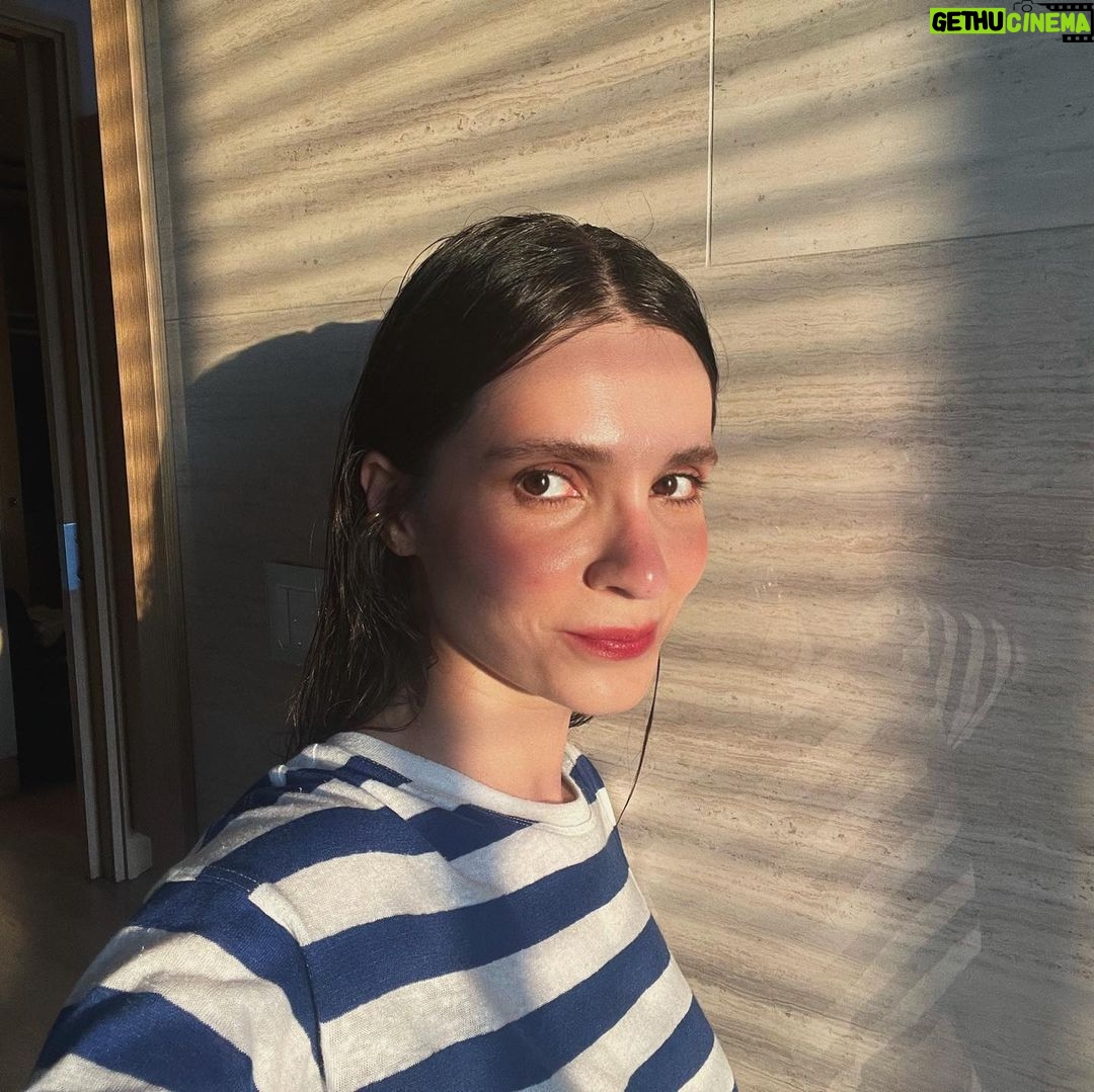 Meriç Aral Instagram - respectfully random moments ✨🤎🦪🦪🏹🤎✨🐚🤍