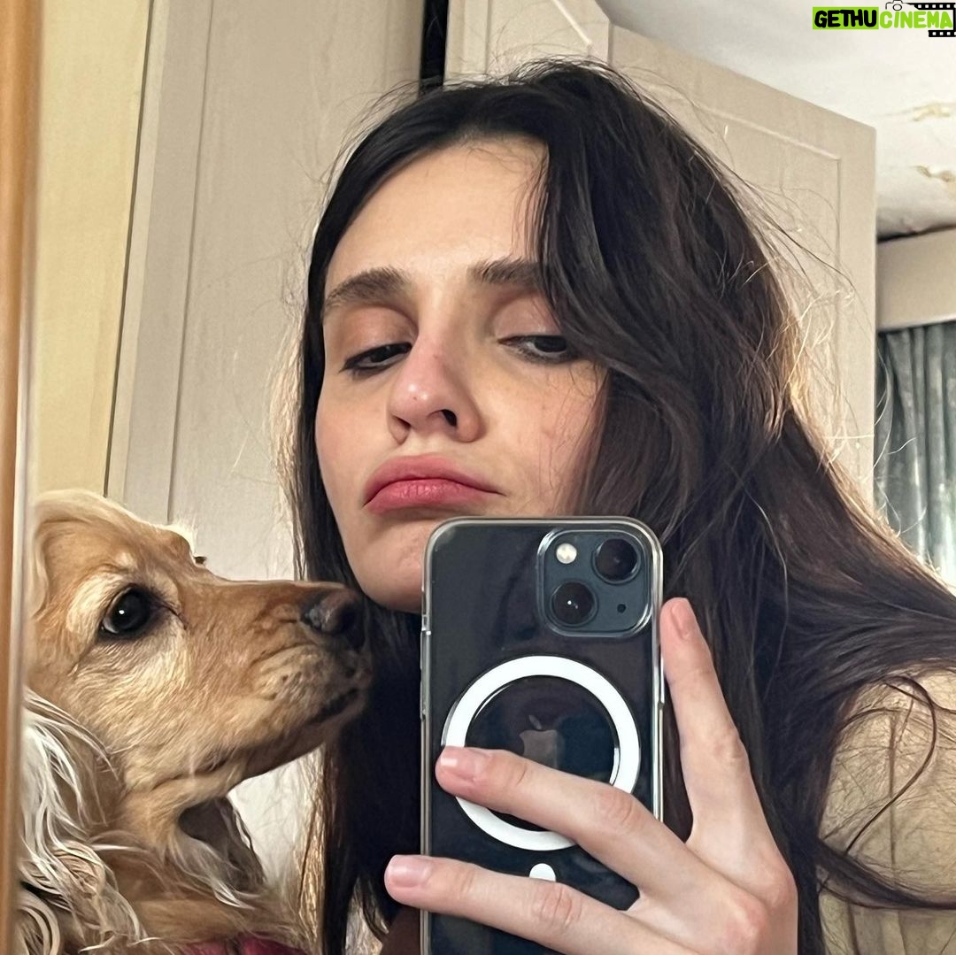 MeriΓ§ Aral Instagram - coping mechanisms appreciation post β¨πππ§π»ββοΈβ‘οΈπππ§Ώπ±πβοΈ