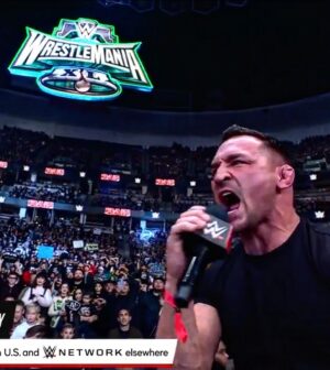 Michael Chandler Instagram - Trusted with the 🎤
-
Walk On.
-
See you at the top!
.
.
.
.
#wwe #wweraw #UFC #tkogrp