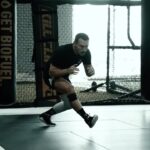 Michael Chandler Instagram - If you tell yourself the truth about where you are, you won’t need to find discipline, discipline will find you. - Wise words from @jockowillink - Walk On. - See you at the top!