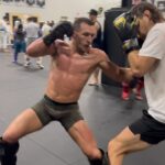 Michael Chandler Instagram - It’s a Monday night #hkickboxing drills kinda night. - Don’t let him get a kick off without something flying back at him. - Walk On. - See you at the top!