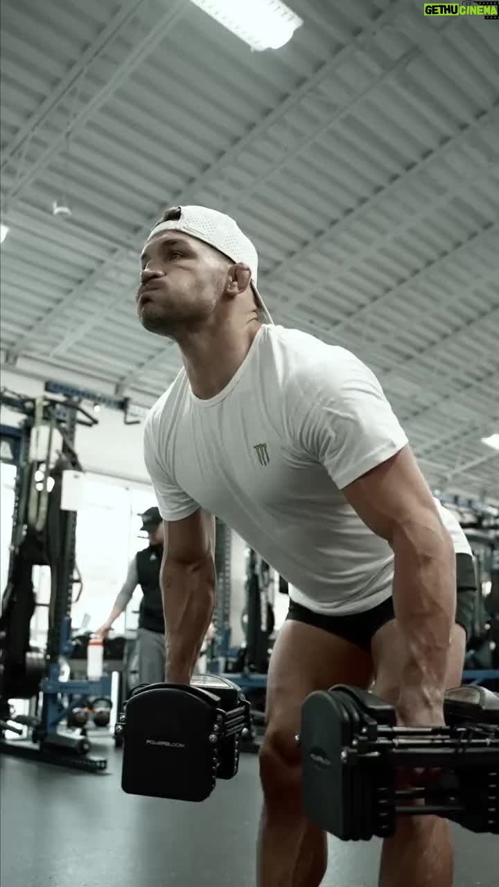 Michael Chandler Instagram - #workoutoftheday See yourself as limitless. - Walk On. - See you at the top!