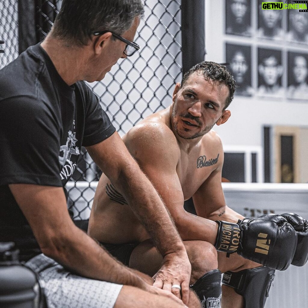 Michael Chandler Instagram - Plotting, planning and scheming with @henrihooft - 114 days. - Walk On. - See you at the top!