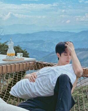 Mike Angelo Instagram - ดอยช้างหนาวมาก💙🥶 

#BalaVillaDoichang #บาลาวิลล่าดอยช้าง